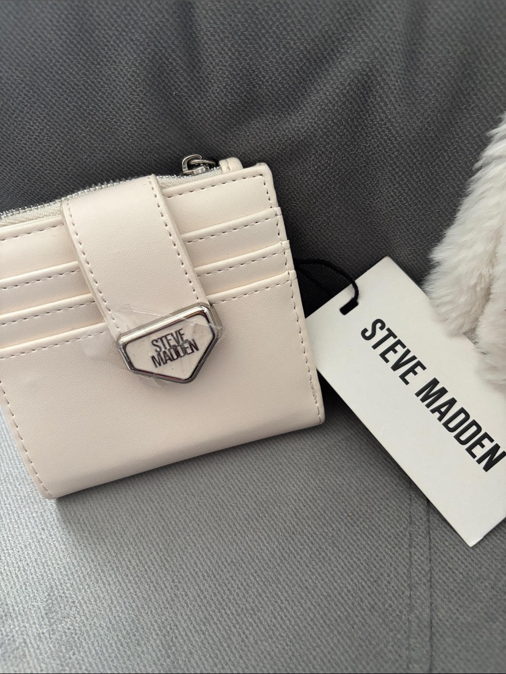 Steve Madden Cream Compact Card Wallet with Logo Accent